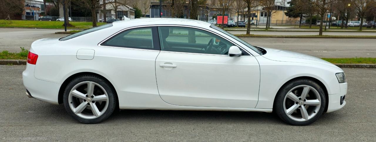 Audi A5 2.7 v6 cambio manuale unico proprietario garantita 12 mesi