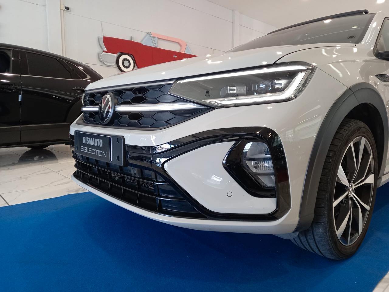 Volkswagen Taigo 1.0 TSI 110 CV DSG R-Line Tetto Apribile