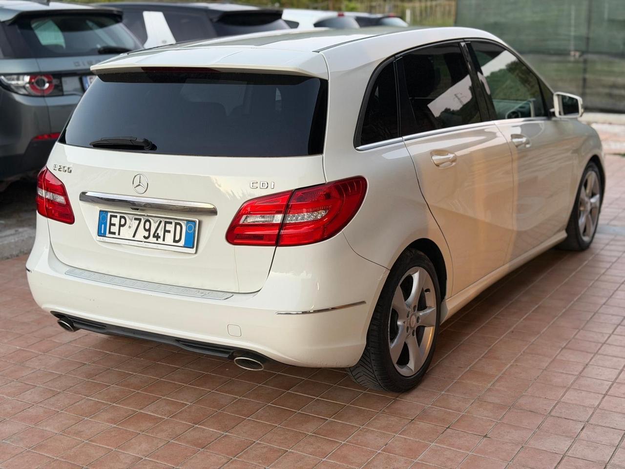 Mercedes-benz B 200 CDI BlueEFFICIENCY Executive