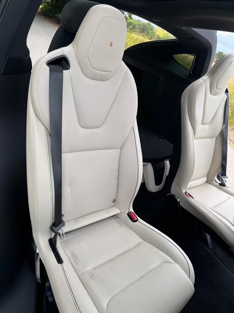 Tesla Model X Plaid 1020CV