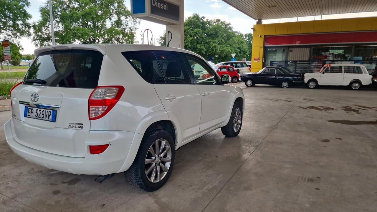Toyota RAV 4 RAV4 Crossover 2.2 D-Cat A/T 150 CV Style