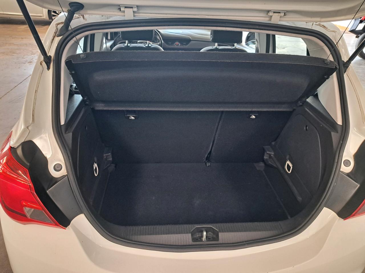 Opel Corsa 1.4 90CV GPL Tech 5 porte Cosmo