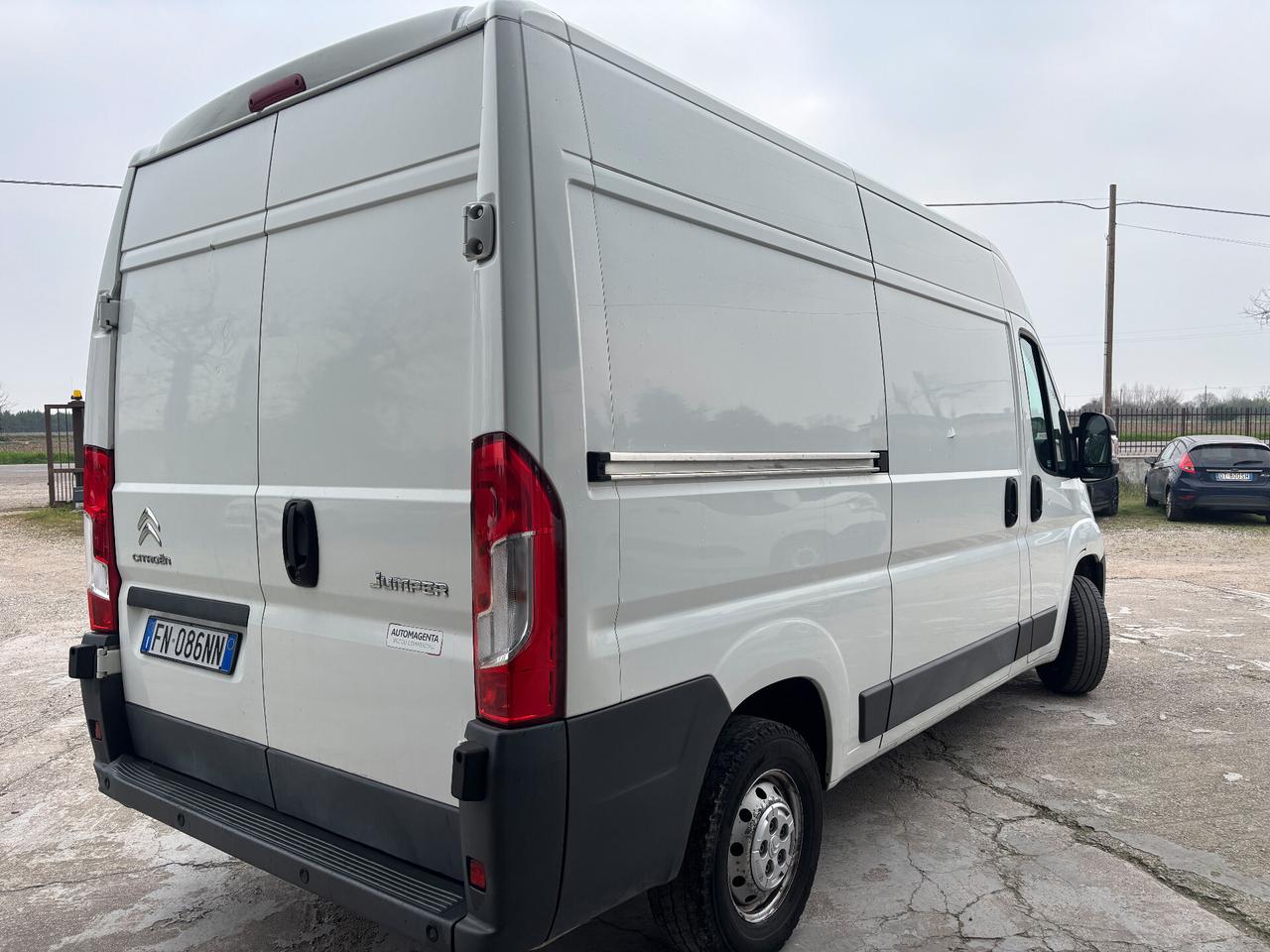 Citroen Jumper 33 2.0 BlueHDi 96KW 130CV L2 H2 Furgone