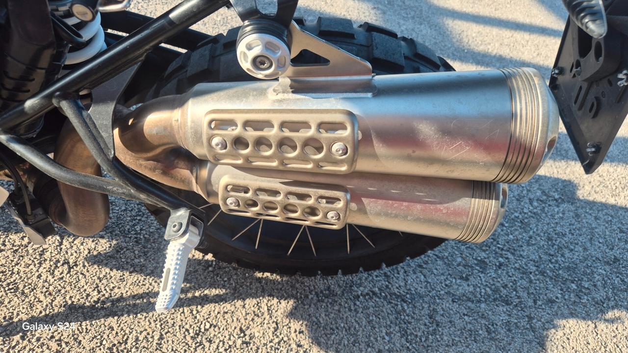 Bmw R 1200 GS nine t scrambler