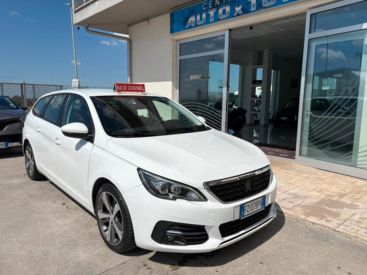 Peugeot 308 BlueHDi 130 S&S SW Allure