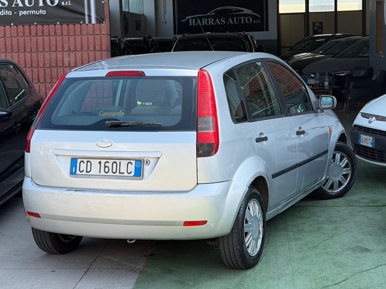 Ford Fiesta 1.4 16V 5p. Ghia