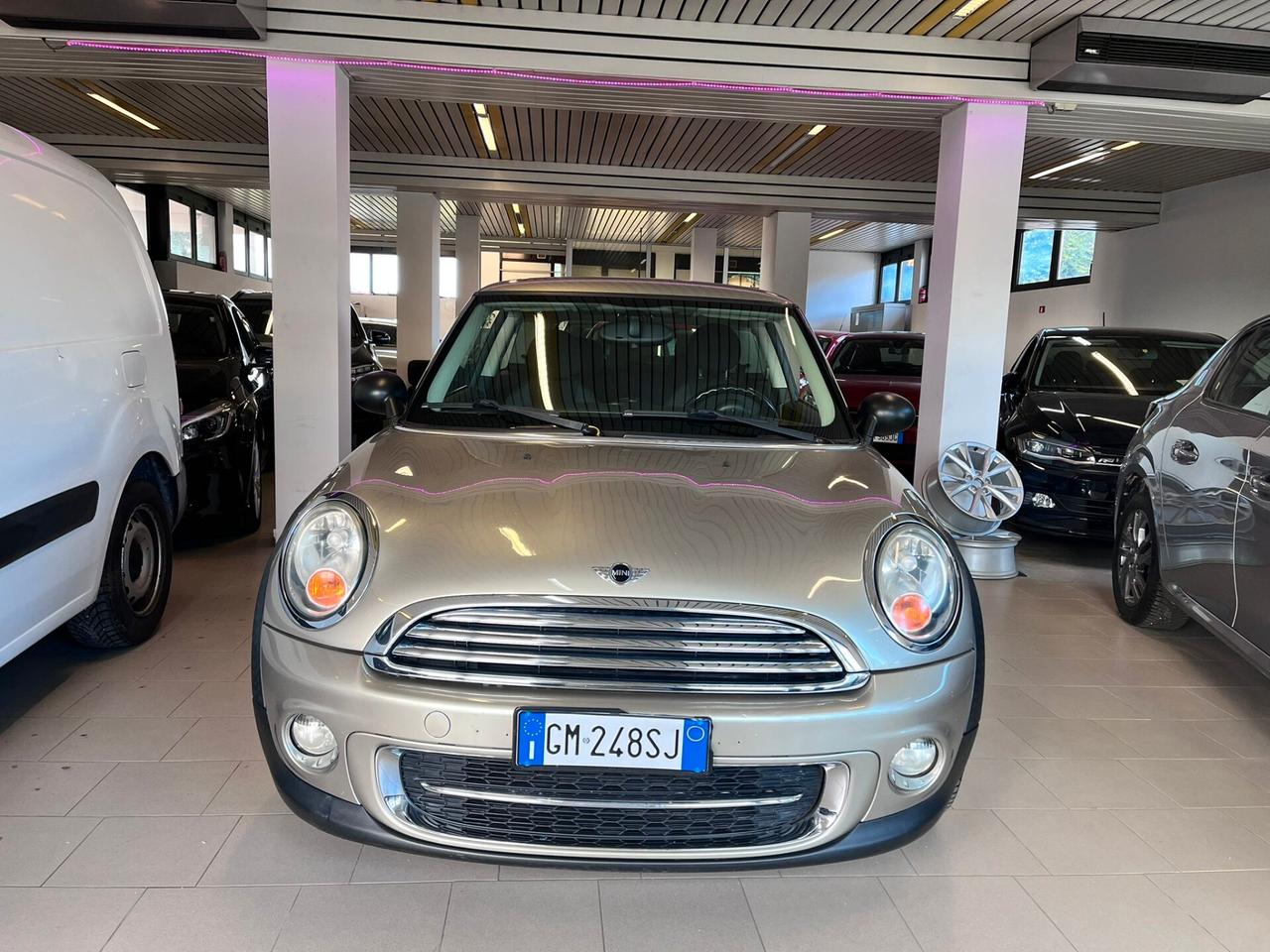 Mini 1.6 16V One (72kW)