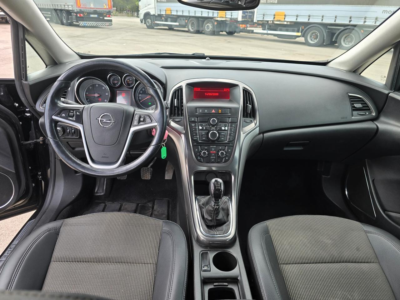 Opel Astra 1.7 CDTI 110CV 5 porte Cosmo