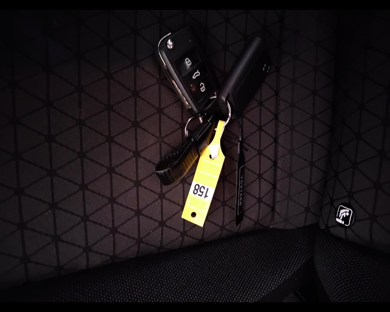 VOLKSWAGEN T-Cross 2019 - T-Cross 1.0 tsi Style 110cv