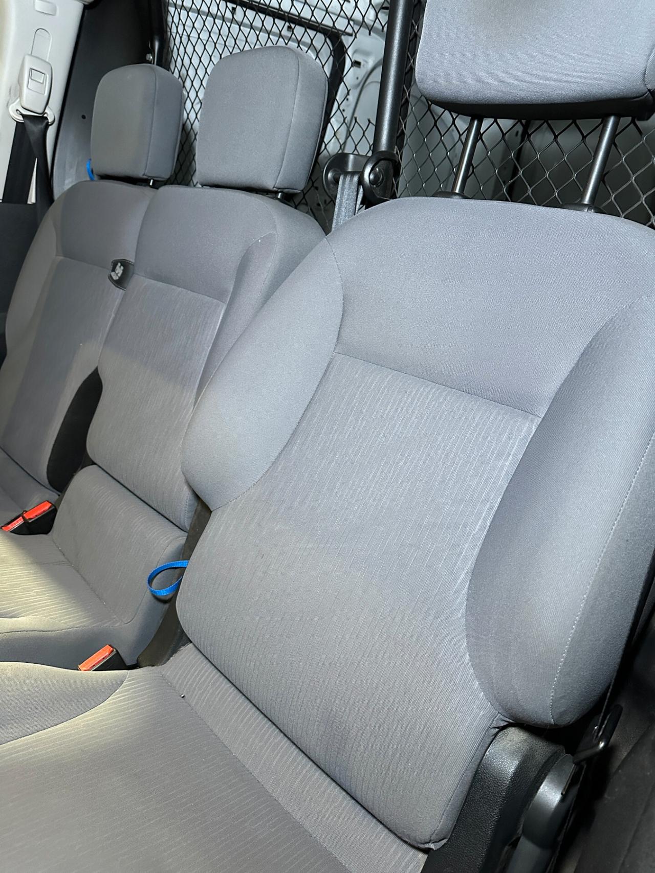 Peugeot Partner 1.6 HDi 90cv AF. 3P