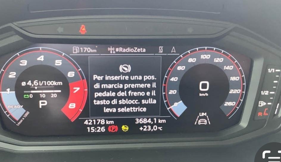 Audi A1 SPB 25 TFSI Identity Black AUTOM