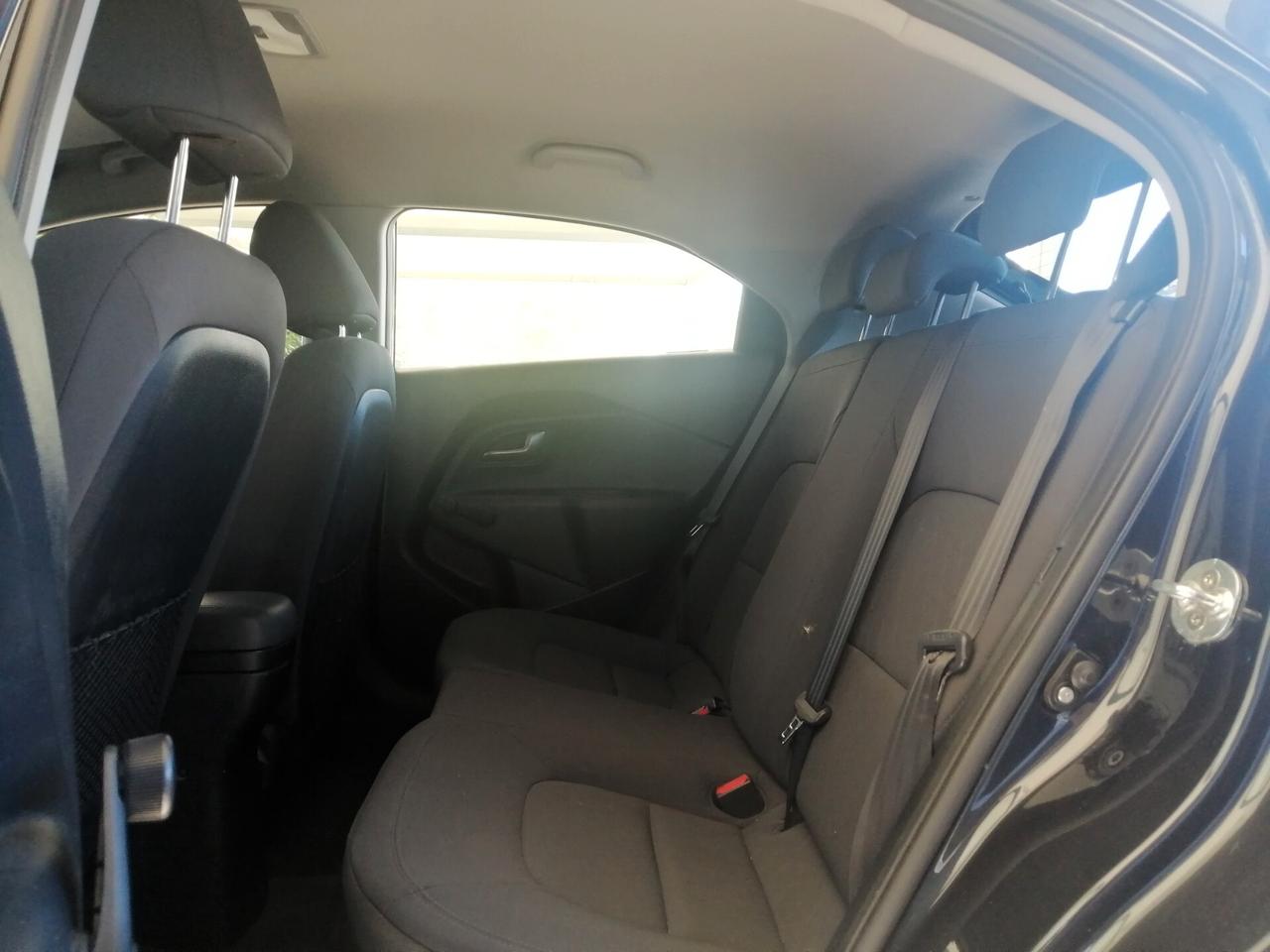 Kia Rio III 2016 5p 1.1 crd Active Style Pack E6