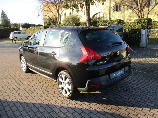 PEUGEOT 3008 1.6 HDi 110CV cambio robotizzato Outdoor
