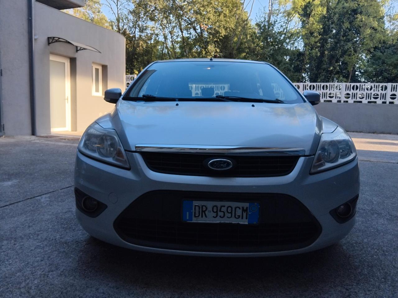 Ford Focus 2.0 gpl garanzia