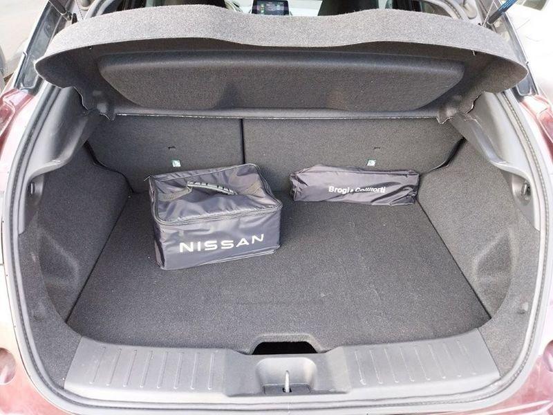 Nissan Juke 1.0 DIG-T 114cv N-Connecta 1.0 dig-t N-Connecta 114cv