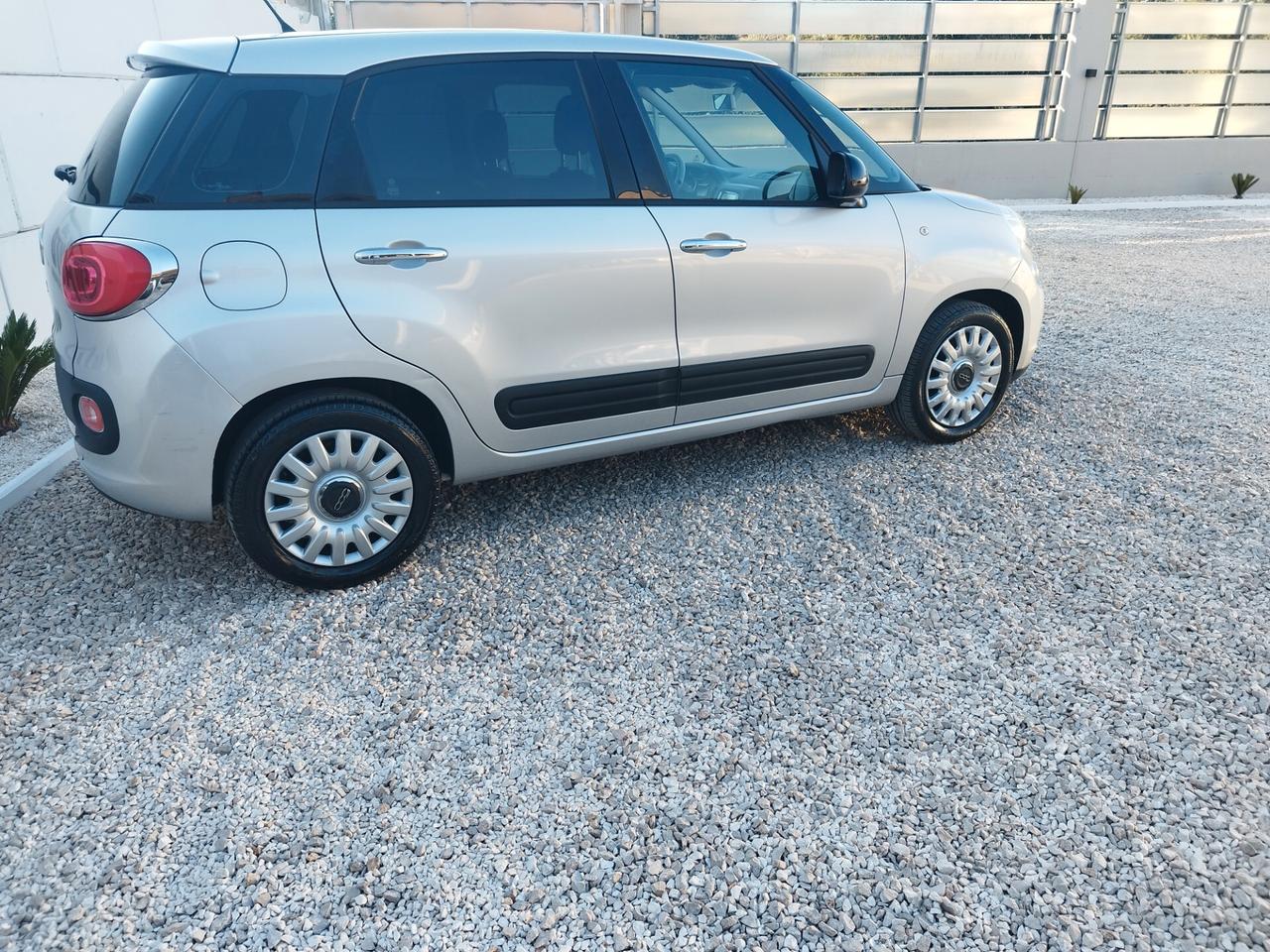 Fiat 500L 1.6 Multijet 105 CV Pop Star
