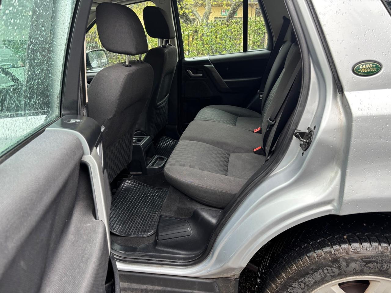 Land Rover Freelander 2.2 TD4 S.W. SE