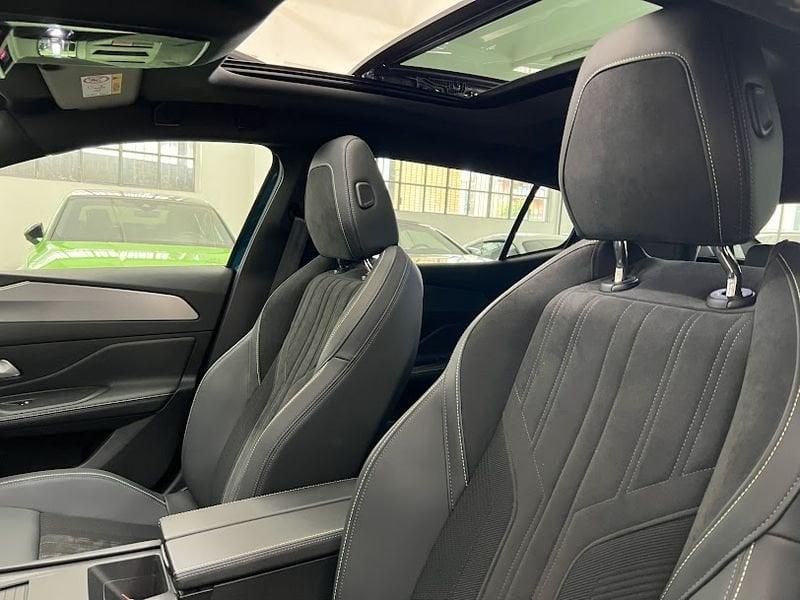 Peugeot 408 GT PureTech 130 EAT8 S&S aut. tetto apribile
