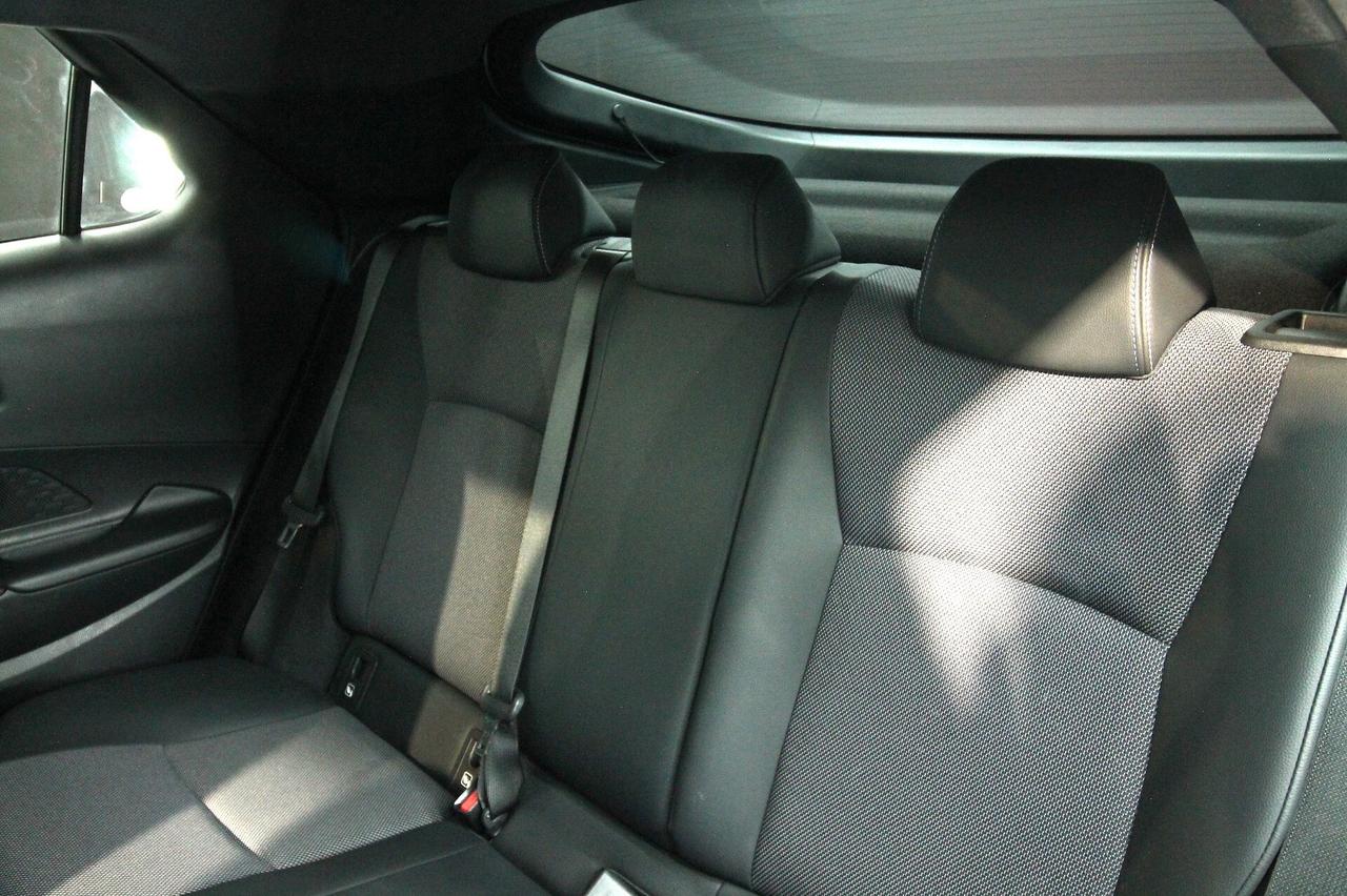 TOYOTA CHR 2.0 152 CV HYBRID LOUNGE