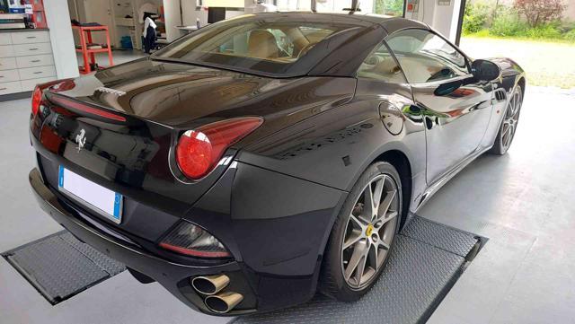 FERRARI California 13000km pari al nuovo IVA esposta