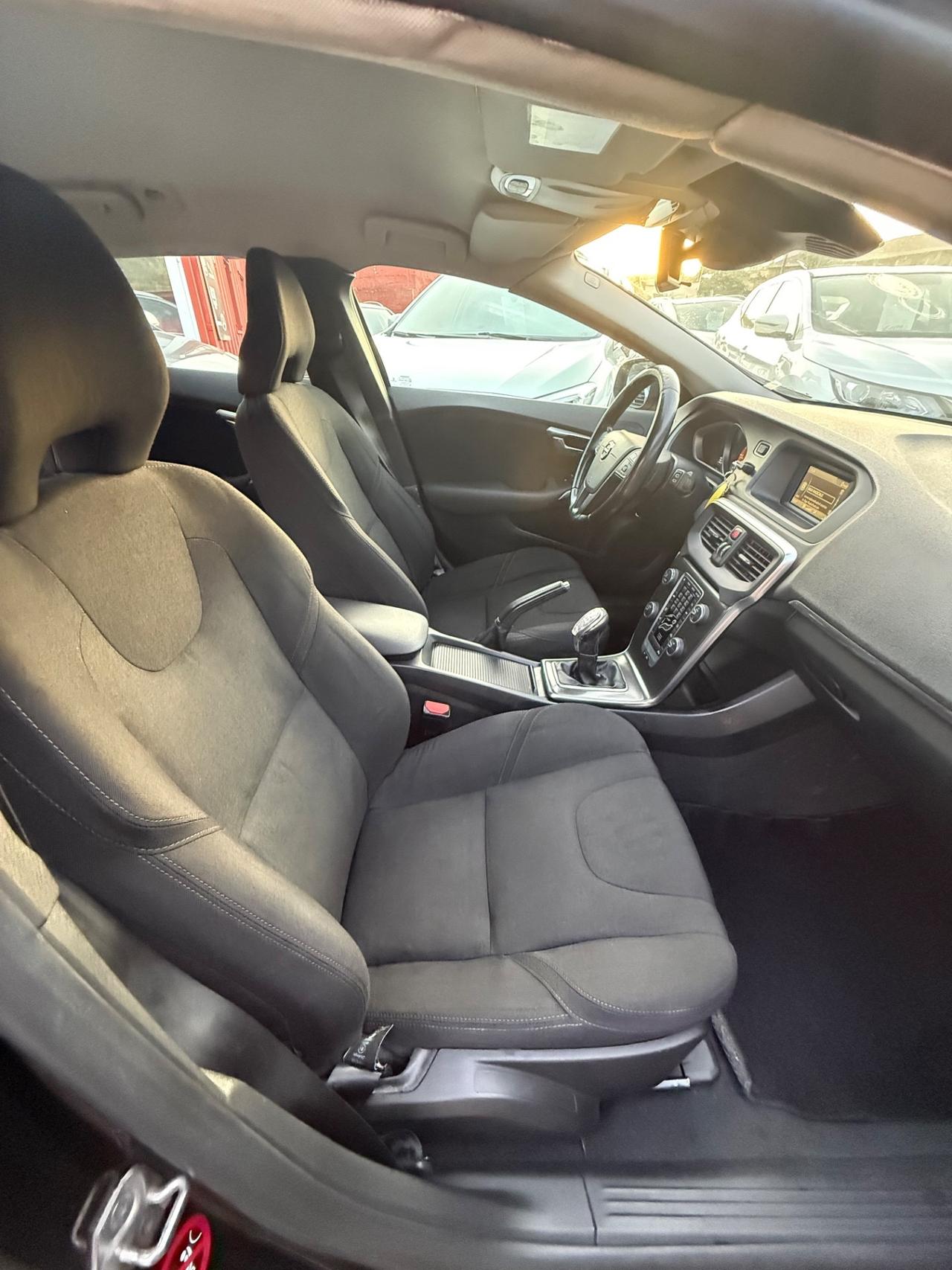 V40 D2 1.6 Summum-rate-( 125 Mila km ) -rate