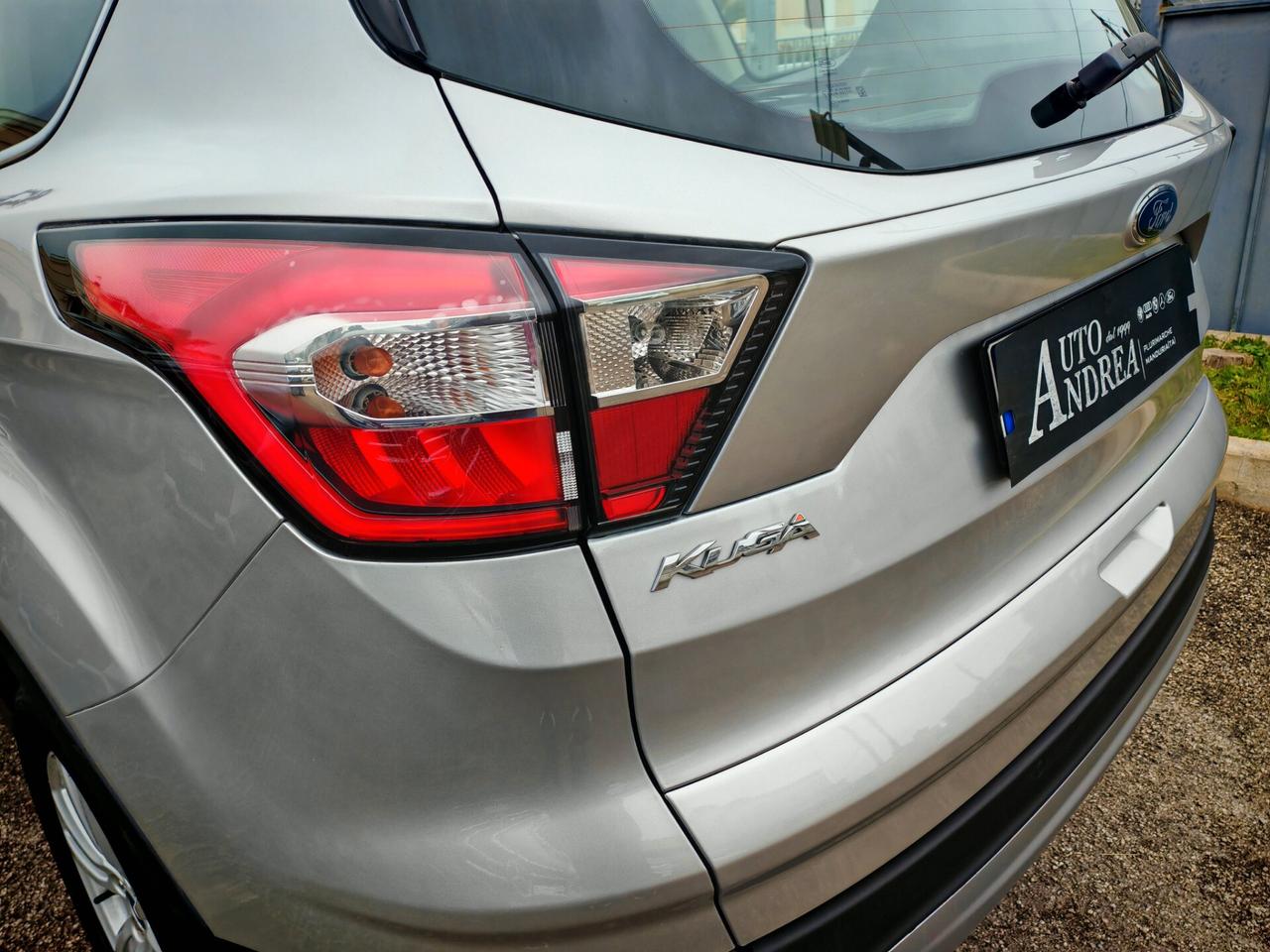 Ford Kuga 1.5 TDCI 120 CV 2WD Titanium 2018