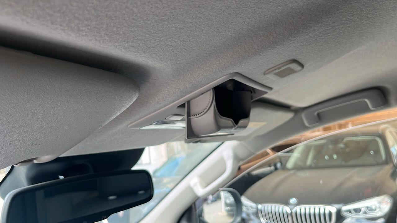 PROMO BLACK FRIDAY Mitsubishi L200 2.3 D Double Cab 4x4 Super Select Intense aut.