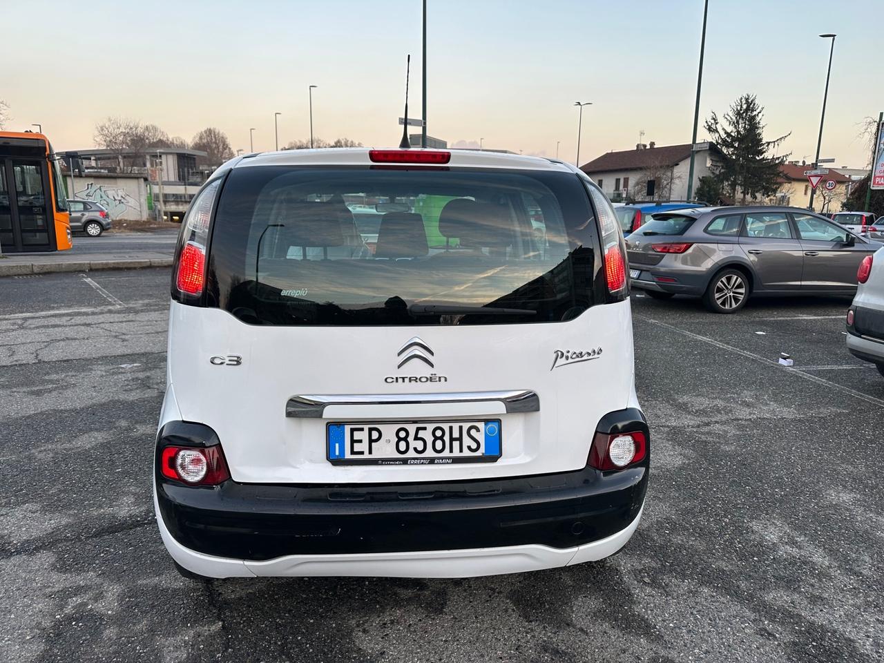 Citroen C3 Picasso C3 Picasso 1.4 VTi 95 metano della casa