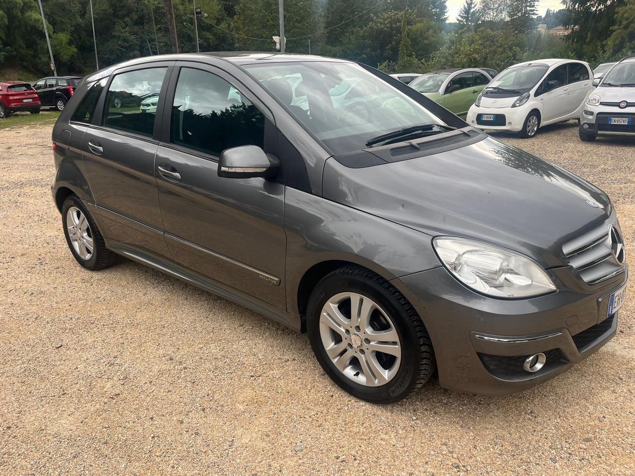 Mercedes-benz B 200 CDI Premium