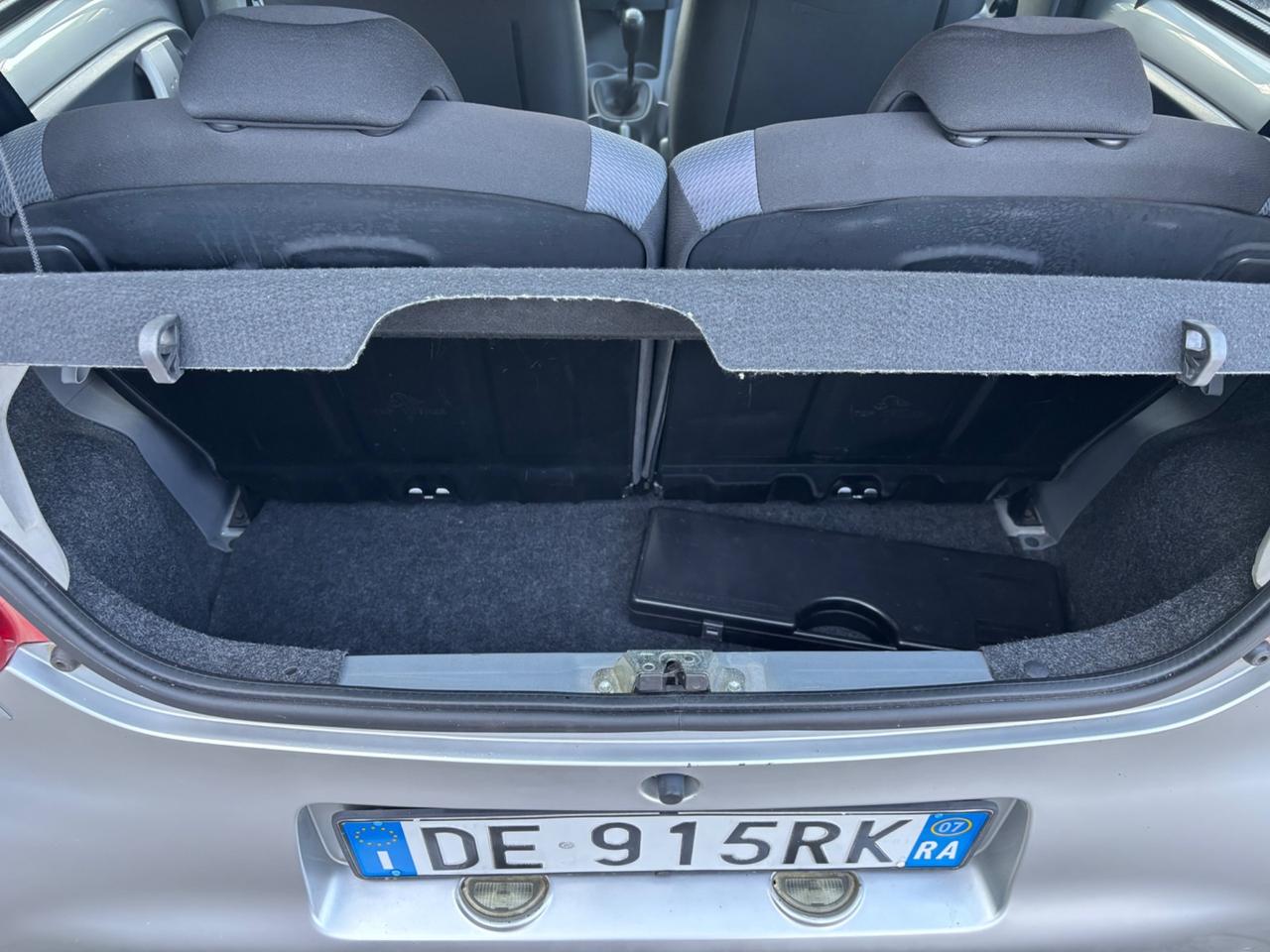 Toyota Aygo 1.4 DIESEL 5 porte Sol OK NEOPATENTATI