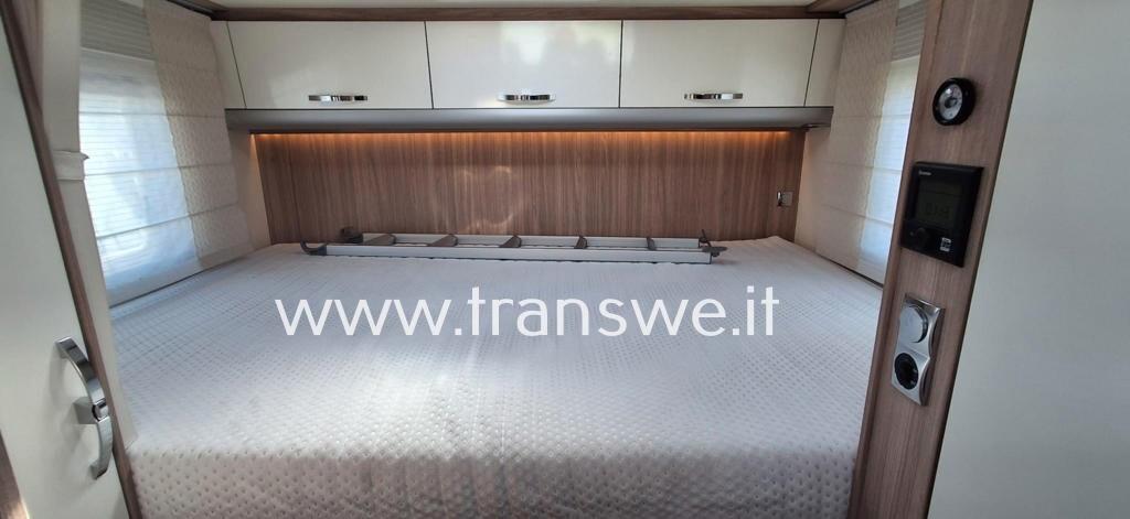 Bürstner Twenty Semintegrale con ampio garage
