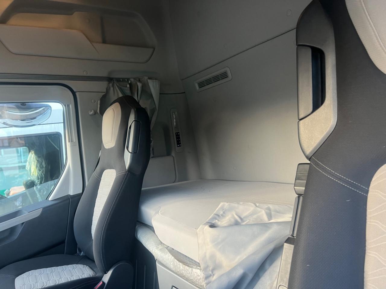 Ford FMax 500 Con Impianto Ribaltabile-Retarder-Presa Di Forza