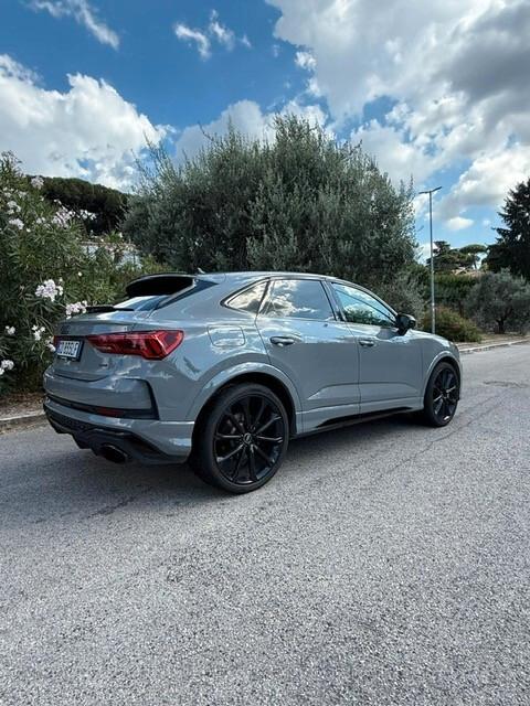 Audi Q3 RS SPB quattro S tronic