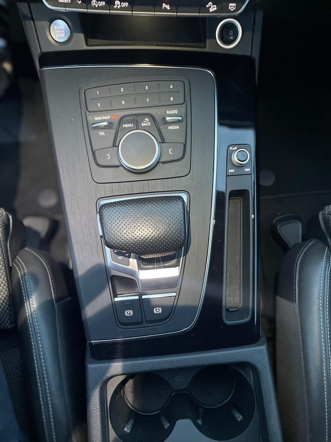 Audi Q5 40 TDI quattro S tronic line plus