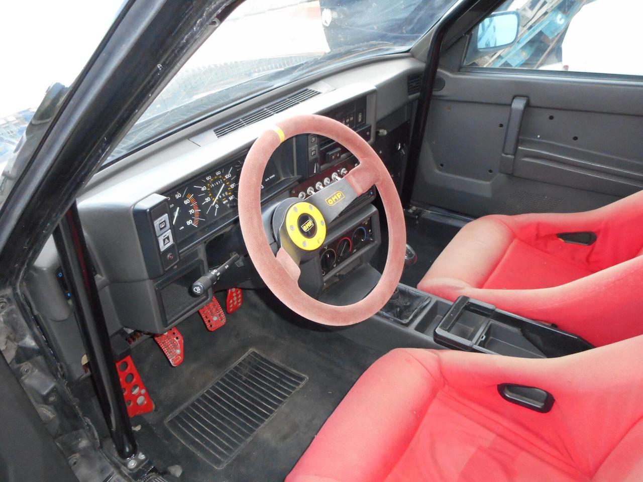 Alfa Romeo 75 Milano 2.5 V6