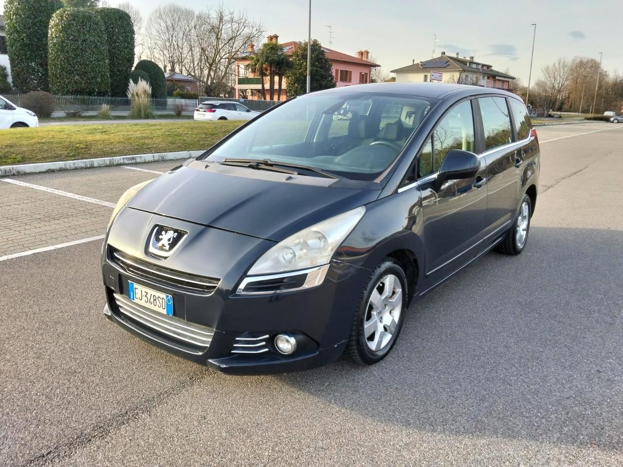 Peugeot 5008 1.6 HDi 112CV 7Posti*Aux*Camera