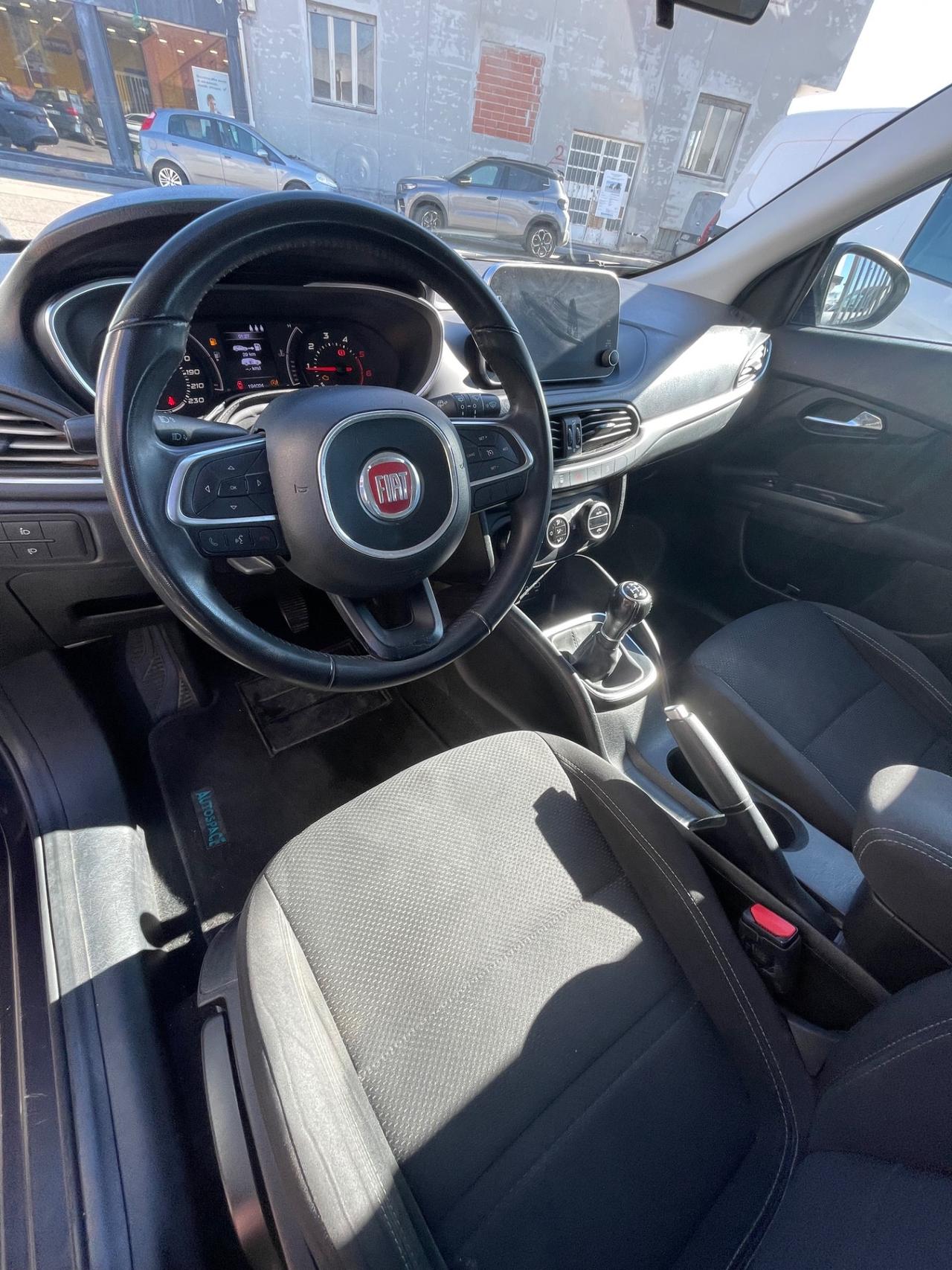 Fiat Tipo 1.3 Mjt S&S SW Lounge