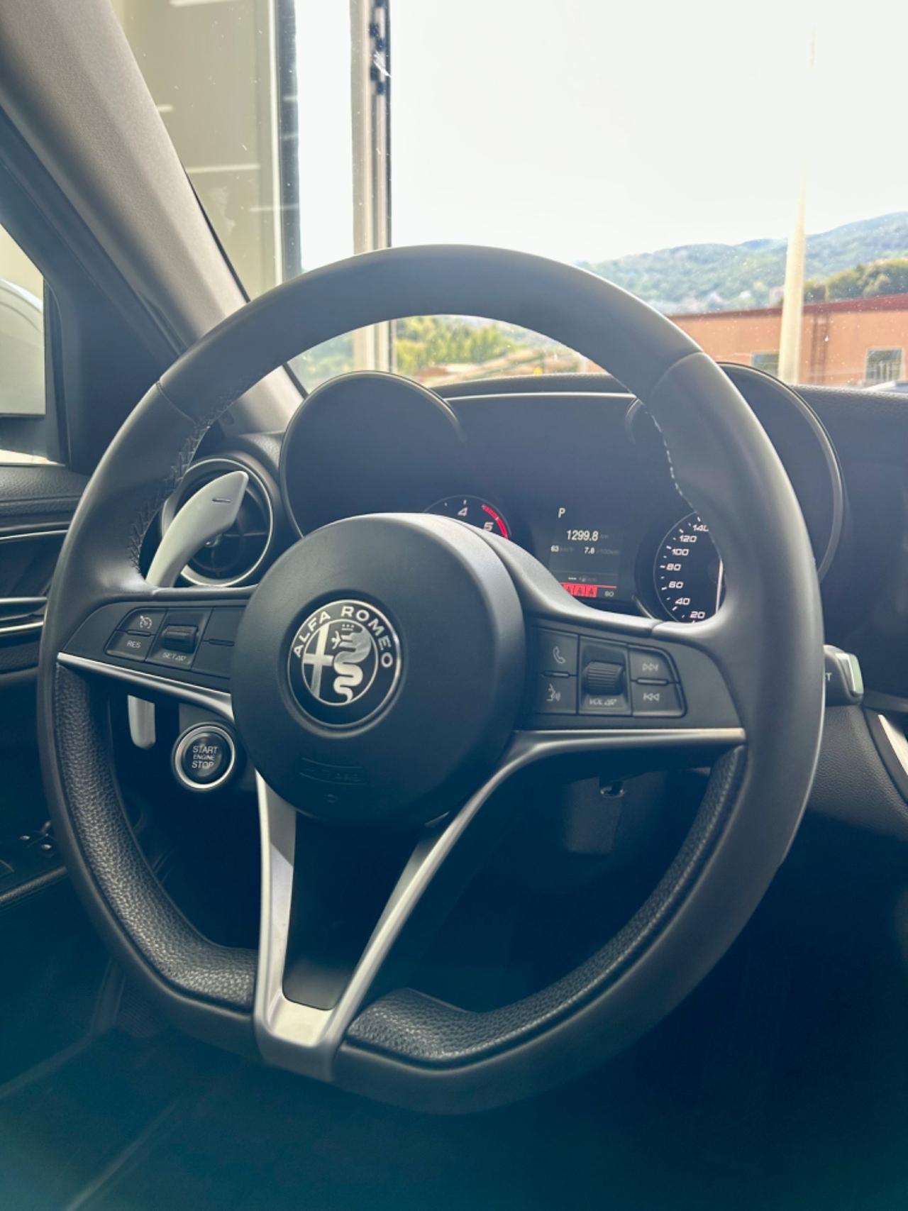 Alfa Romeo Giulia 2.2 180 CV AT8 Super FINANZIABILE