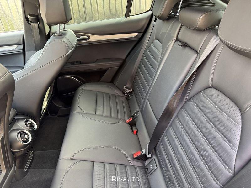 Alfa Romeo Stelvio (TRATTATIVA RISERVATA AD OPERATORI DEL SETTORE)2.2 TD 210 CV Veloce AT8 Q4