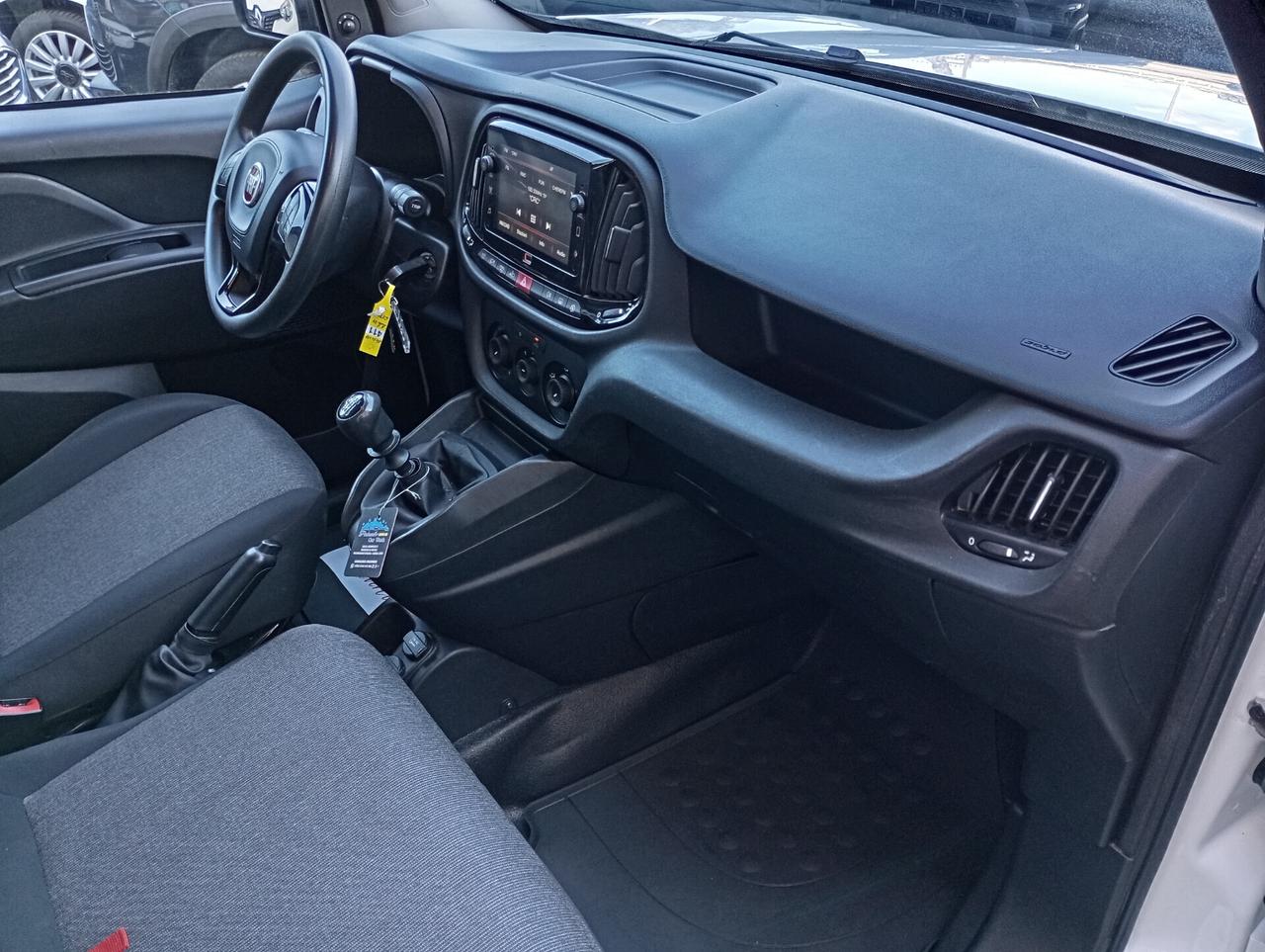 Fiat Doblo Cargo 1.6 Multijet 105CV Lounge 3 Posti