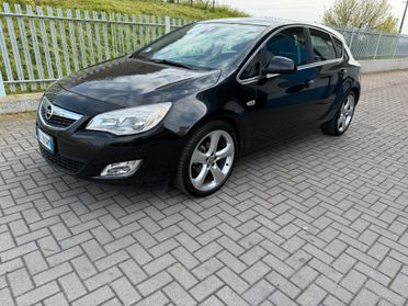 Opel Astra 1.6 115CV 5 porte Cosmo