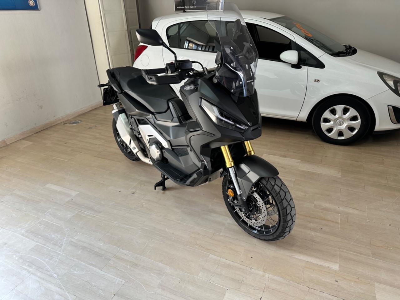 Honda X adv 750 - 2023