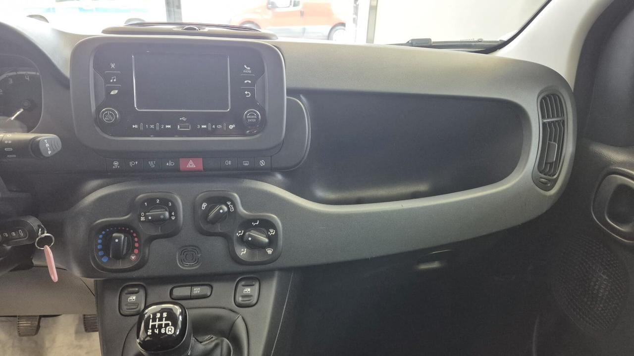 FIAT PANDA 1.0 FireFly 70cv S&S Hybrid City Life