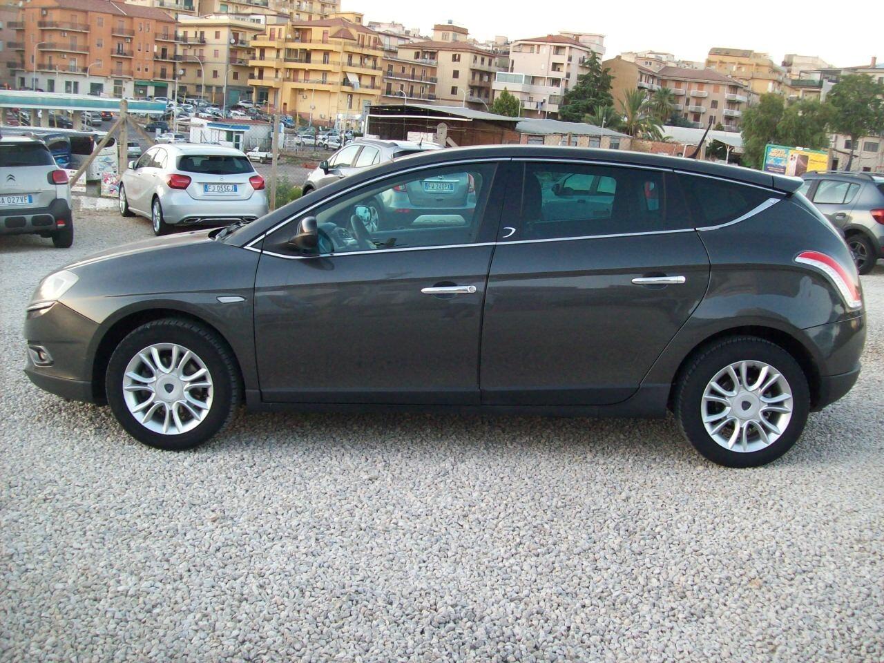 LANCIA DELTA 1.6 MTJ CV.120 PLATINO