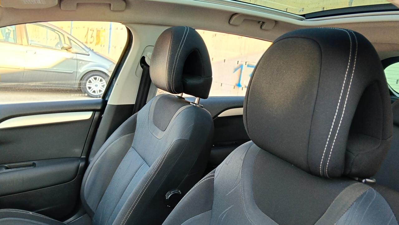 CITROEN C4 1.6 HDì-TETTO-2012