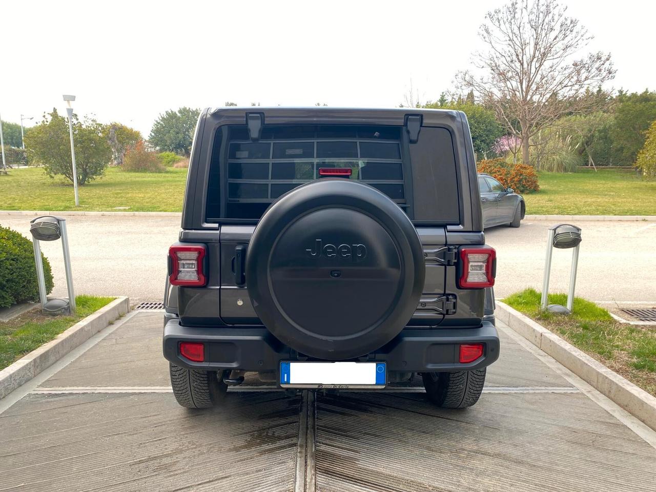 Jeep Wrangler Unlimited 2.2 Mjt Overland