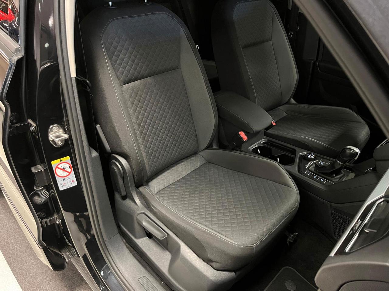Volkswagen Tiguan 2.0 TDI SCR 4MOTION Sport BlueMotion R-Line