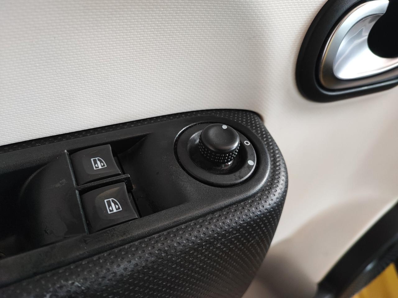 Renault Twingo SCe Stop&Start Lovely2