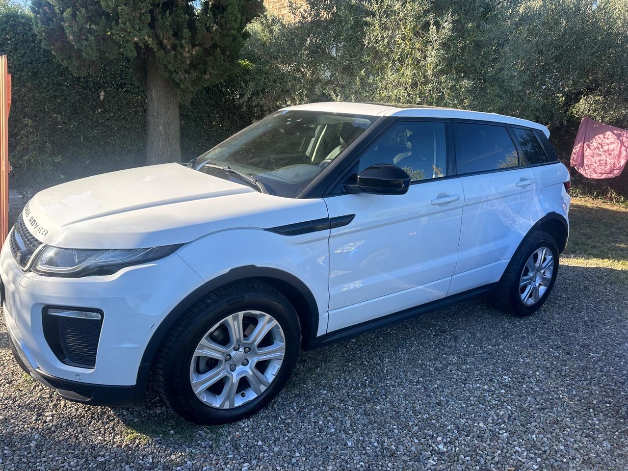 Land Rover Range Evoque 2.0 TD4 180 CV 5p. SE Dynamic