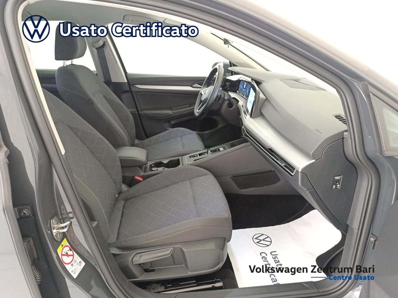 Volkswagen Golf 2.0 tdi life 115cv dsg